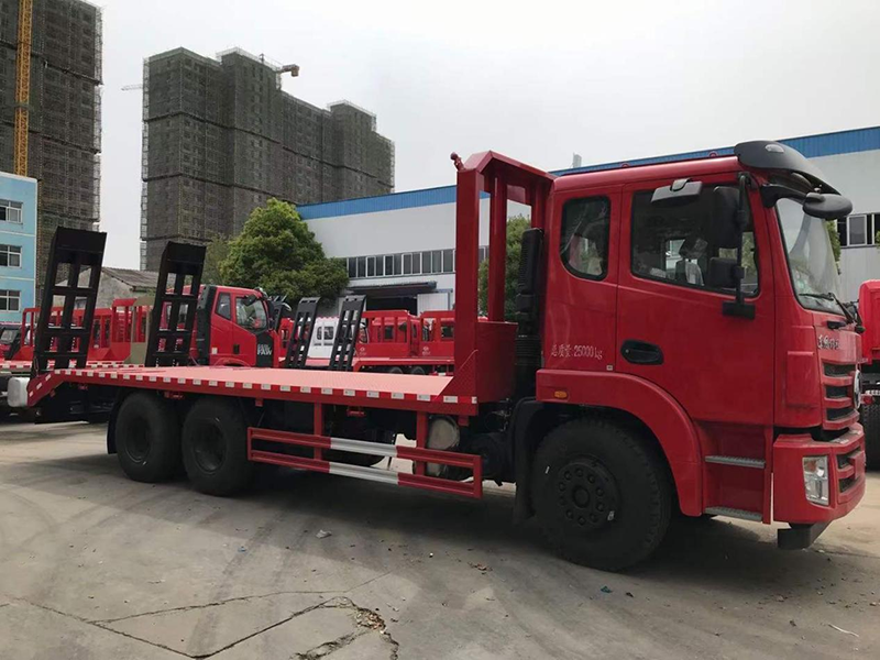 國六東風(fēng)錦程小三軸平板運(yùn)輸車